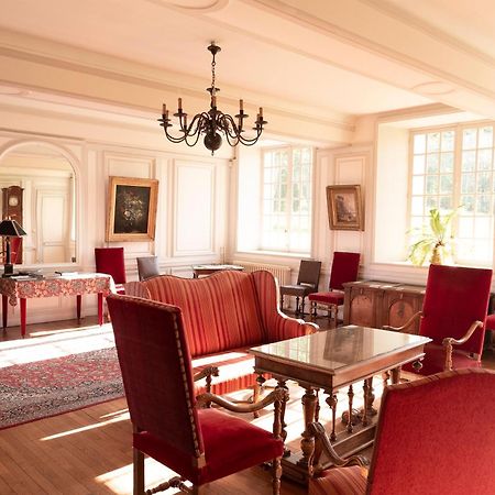 Le Chateau De Bonnemare - Bed And Breakfast Radepont Exterior foto