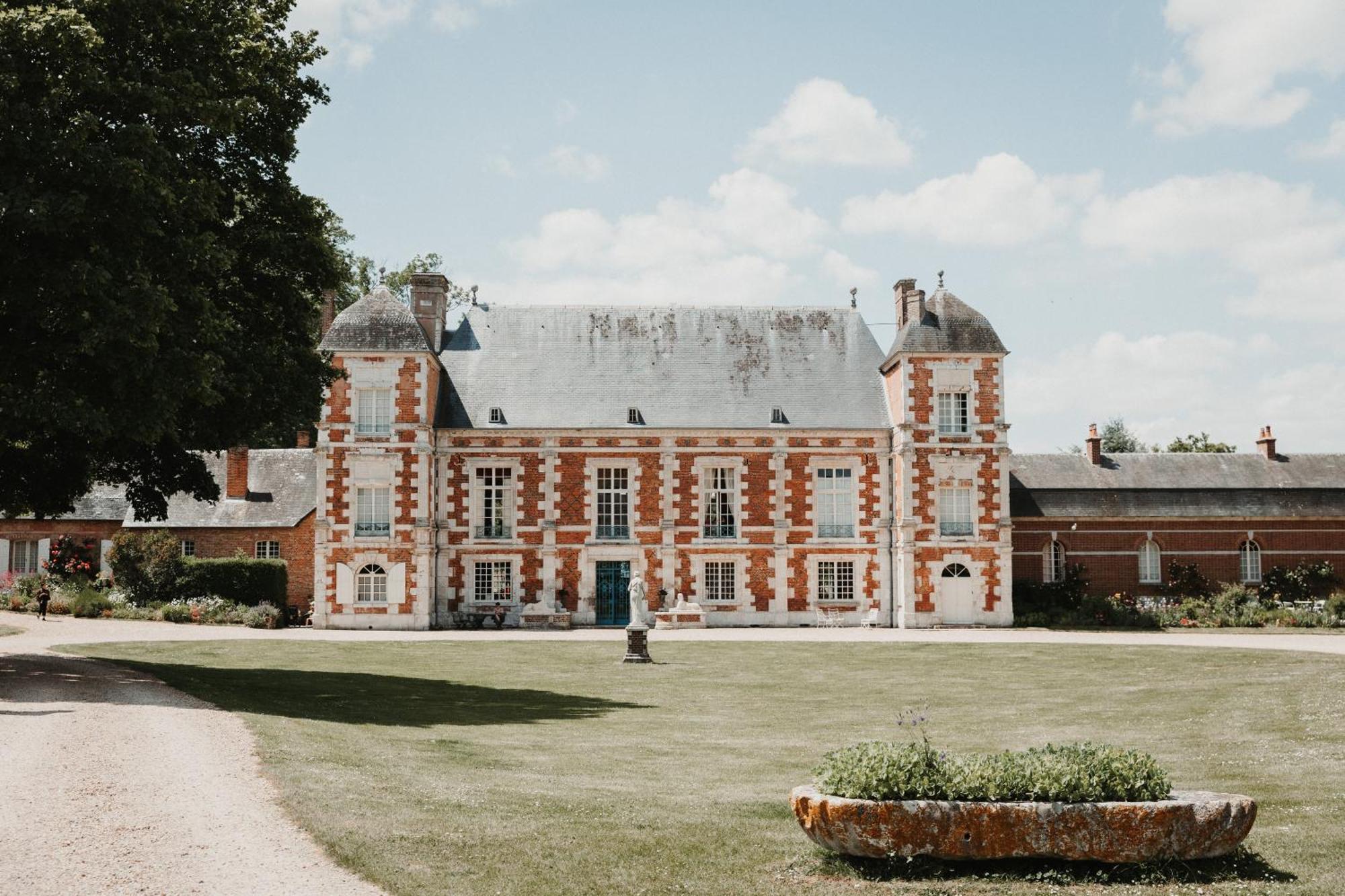 Le Chateau De Bonnemare - Bed And Breakfast Radepont Exterior foto
